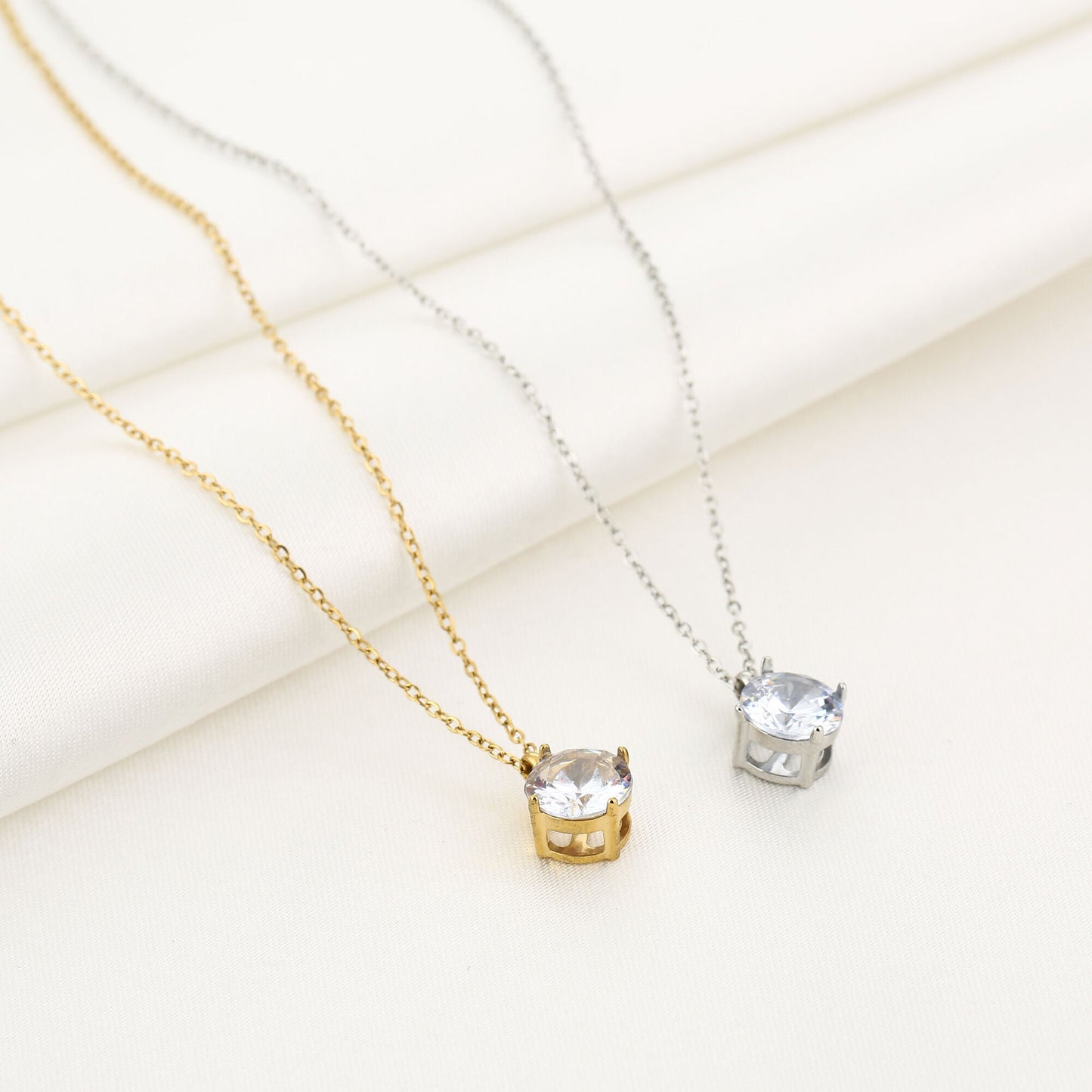 Crystal Solitaire Necklace - goud en zilver