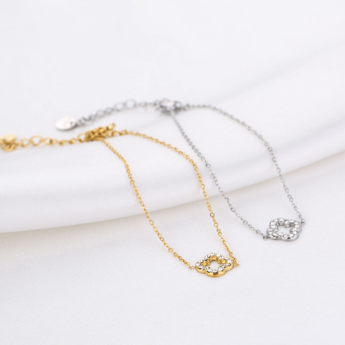 Sparkling Clover Armband Goud