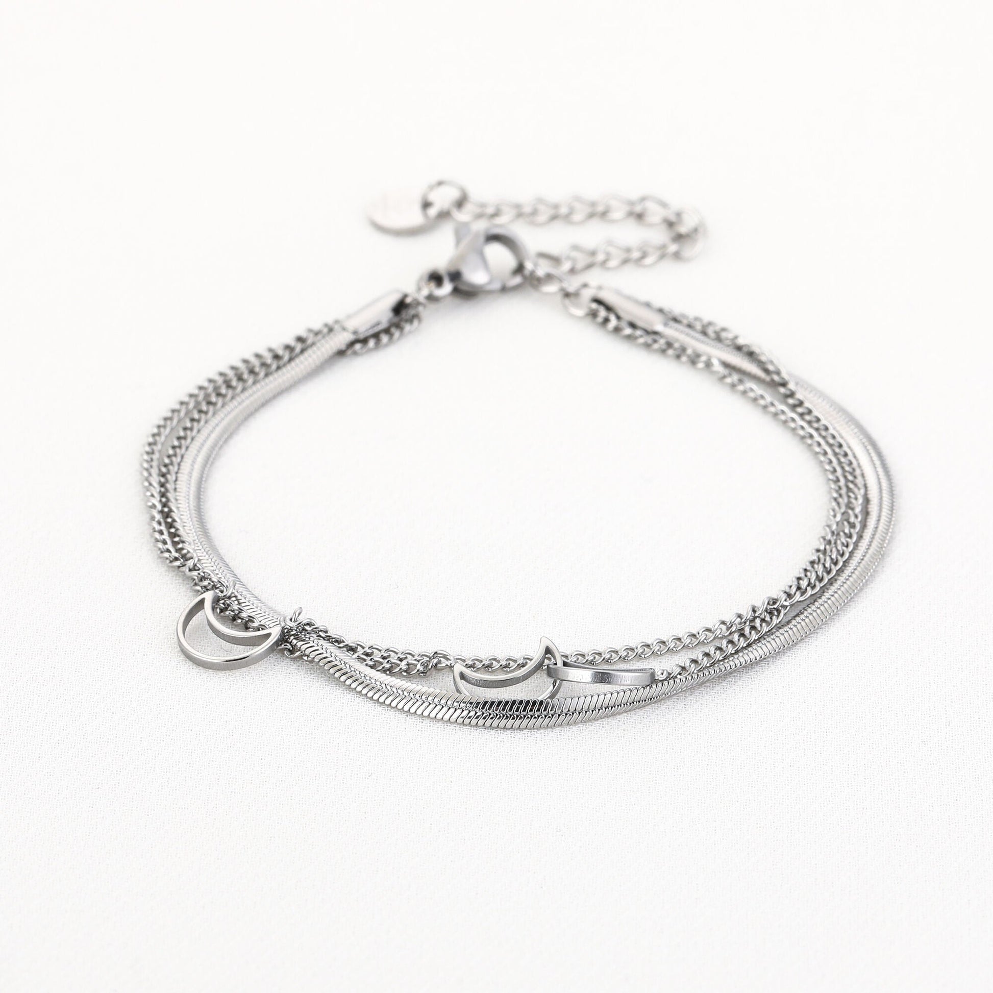 Layered Moon Bracelet Silver - productfoto